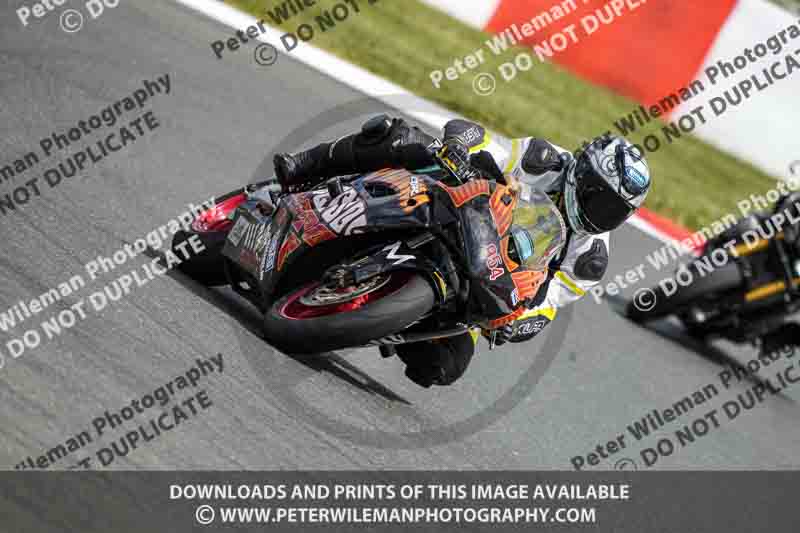 cadwell no limits trackday;cadwell park;cadwell park photographs;cadwell trackday photographs;enduro digital images;event digital images;eventdigitalimages;navarra;no limits trackdays;peter wileman photography;racing digital images;trackday digital images;trackday photos
